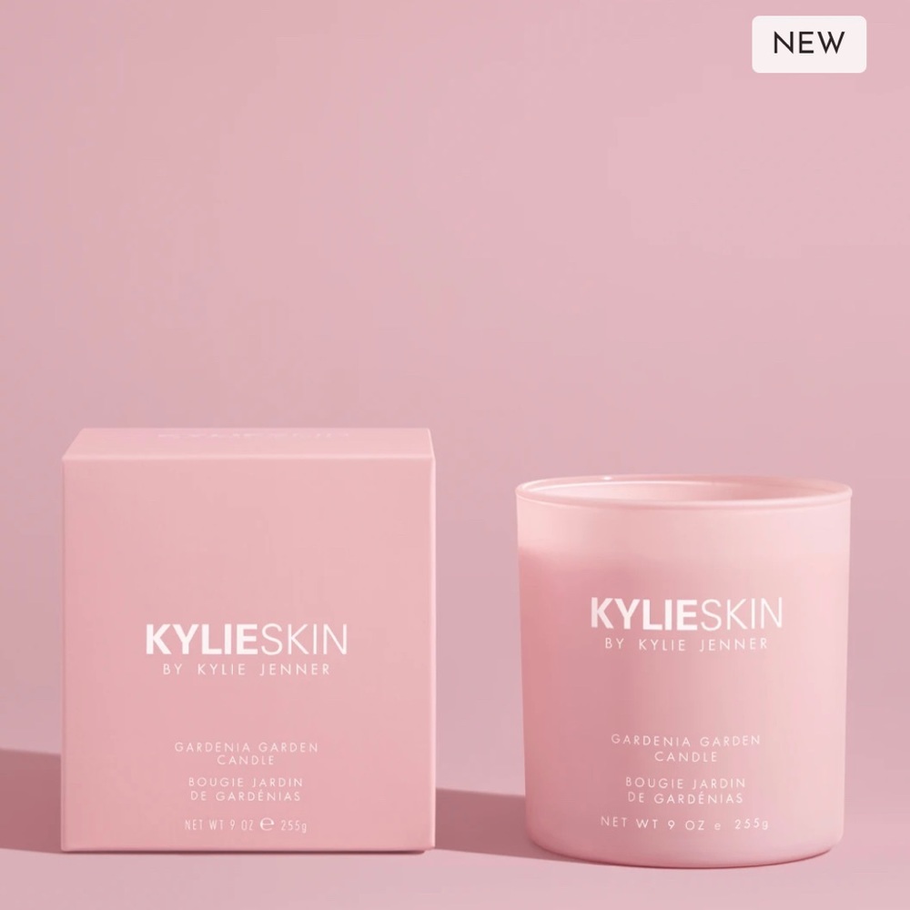 Kylie skin GARDENIA GARDEN CANDLE